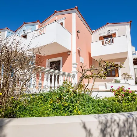 Iliada Apartment *
