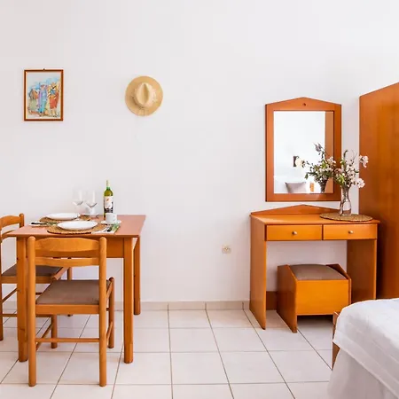 Apartment Iliada *